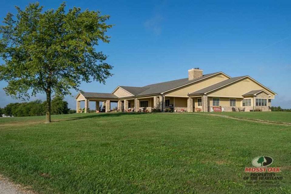 80-acres-with-gorgeous-home-views-huntwise