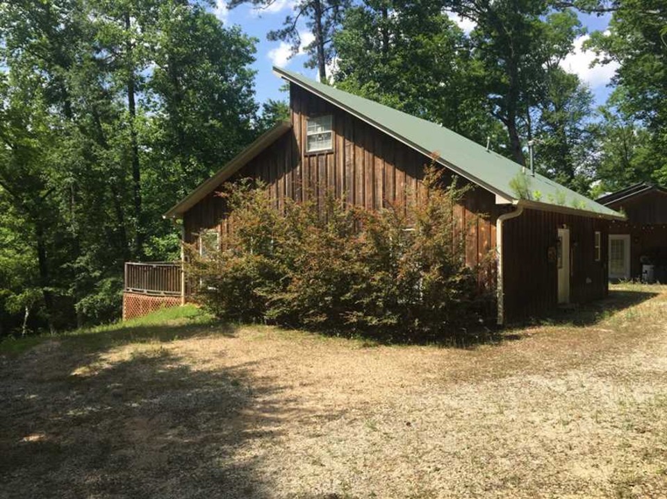 1400 Sq Ft Cabin On Okatibbee Creek And 118 Acres Huntwise