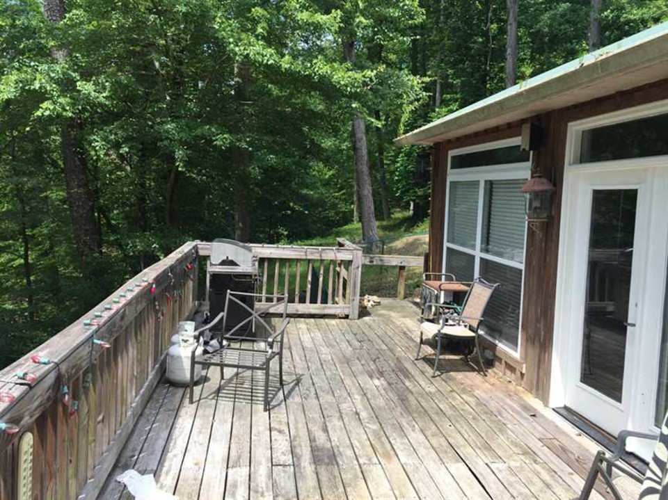 1400 Sq Ft Cabin On Okatibbee Creek And 118 Acres Huntwise